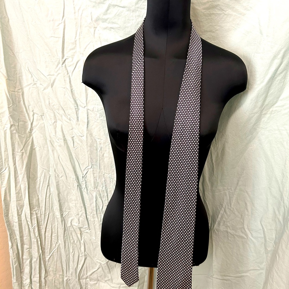 Men’s Brioni Dot Tie